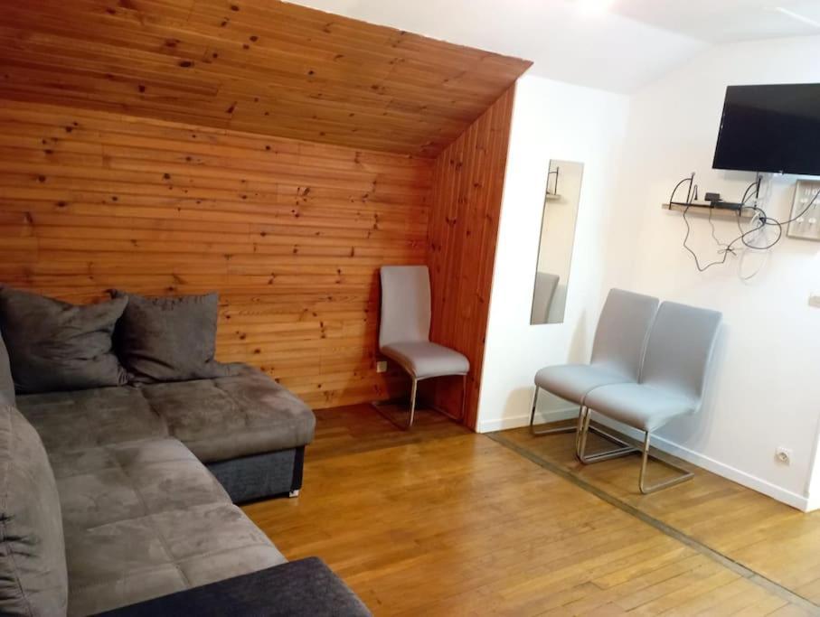 3 Pieces Calme, Terrasse Et Parking Prive Apartamento Courcouronnes Exterior foto