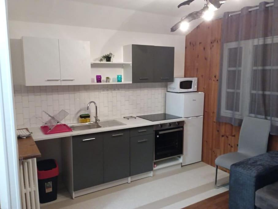 3 Pieces Calme, Terrasse Et Parking Prive Apartamento Courcouronnes Exterior foto